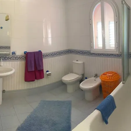 Town House En Del Duque Jardines 37 *